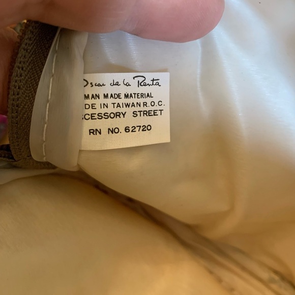 Oscar de la Renta Kisslock Floral Pouch Cosmetic Jewelry Travel Bag set of 3 - Picture 8 of 12